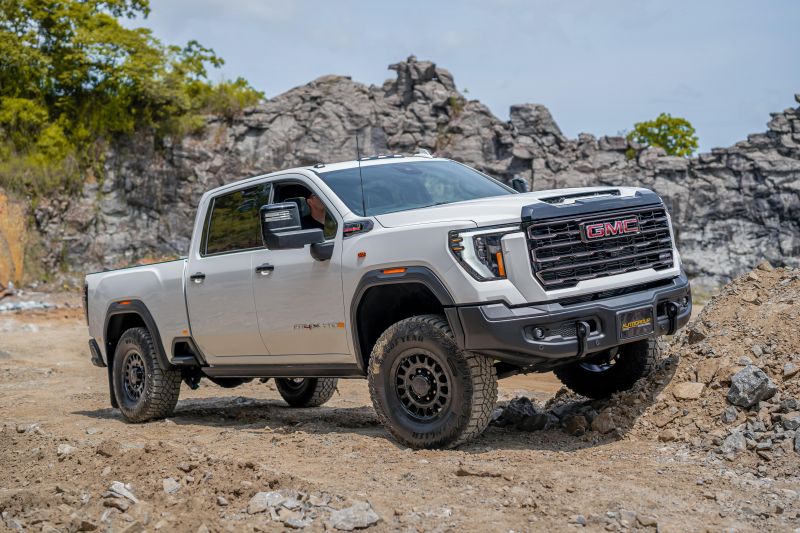 This Aussie firm will sell you GMC pickups, even if General Motors won't