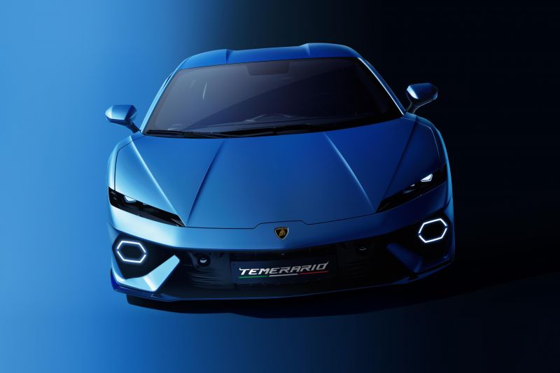 Lamborghini Temerario says farewell V10, hello twin-turbo V8 PHEV