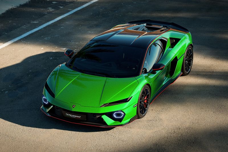 Lamborghini Temerario says farewell V10, hello twin-turbo V8 PHEV