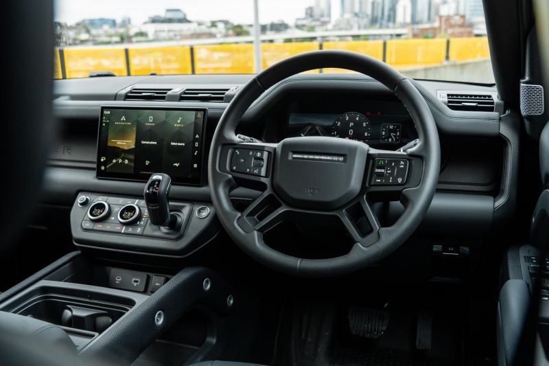 2025 Land Rover Defender 130