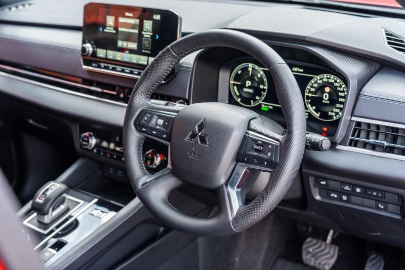 2025 Mitsubishi Outlander PHEV