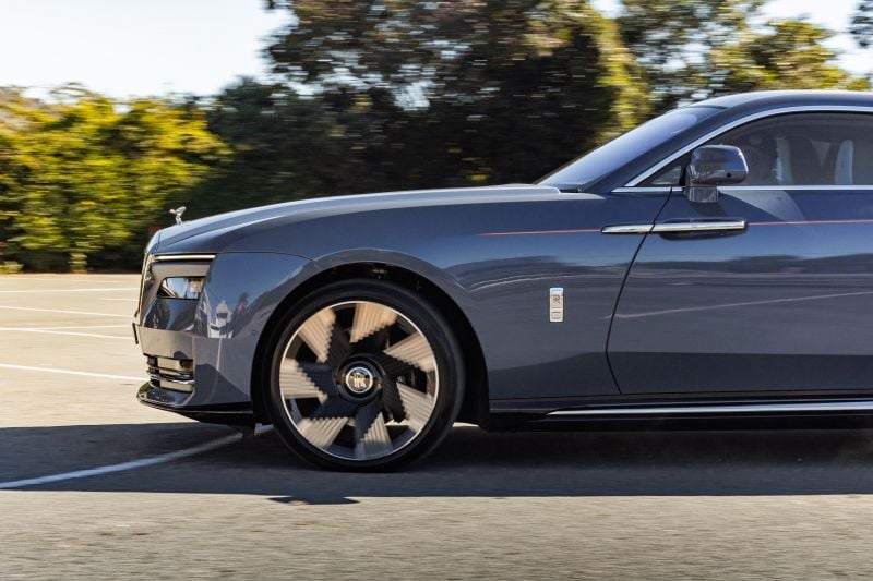 2025 Rolls-Royce Spectre: The $1 million EV