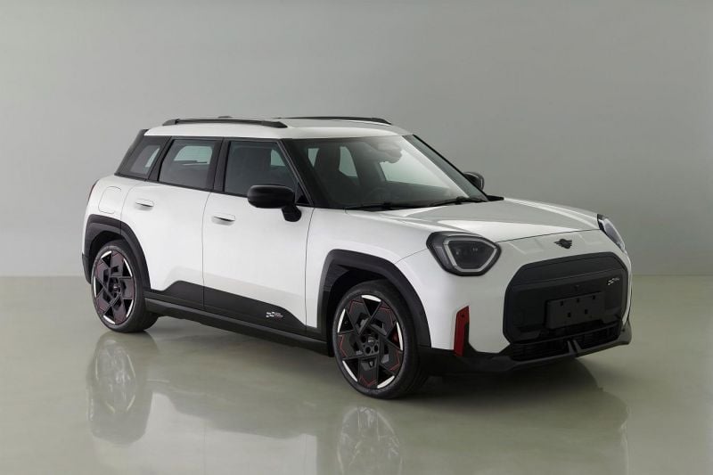 Mini JCW Cooper and Aceman EVs break cover in China