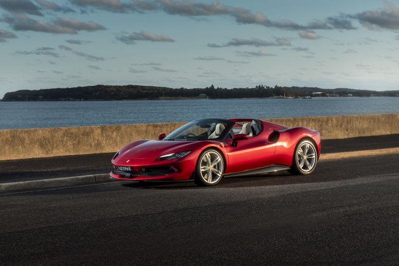 2025 Ferrari 296 GTS