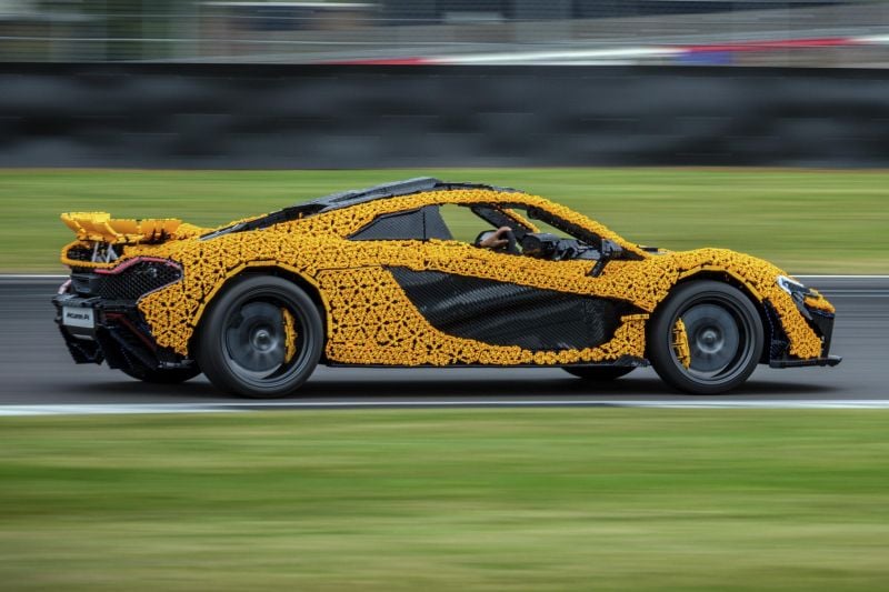 Lego McLaren P1: Life-sized hypercar laps F1 track