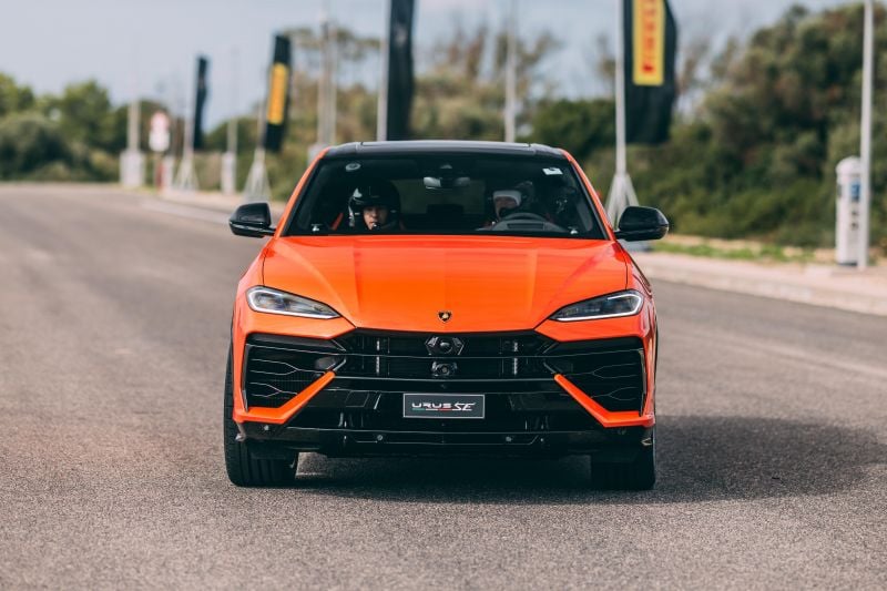 2025 Lamborghini Urus SE