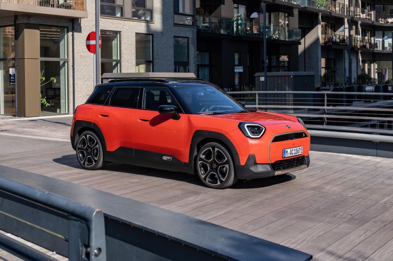 2025 Mini Aceman: Quick drive