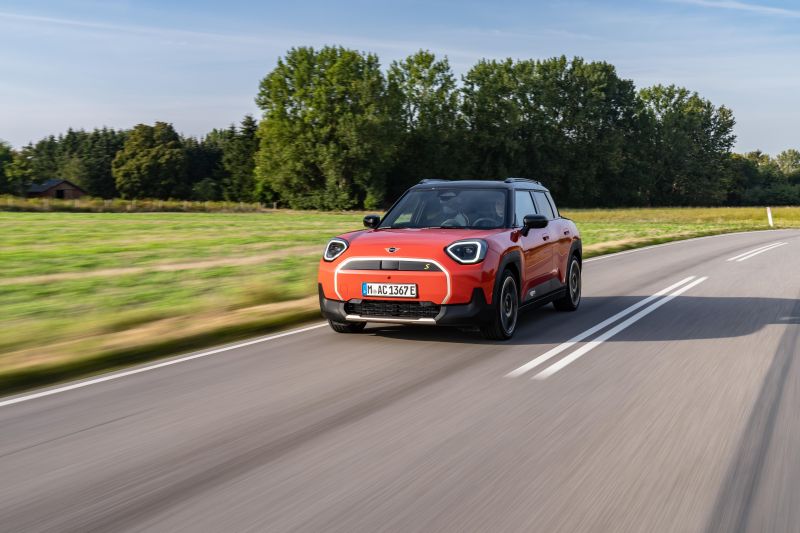 2025 Mini Aceman: Quick drive