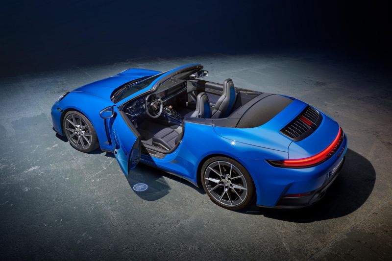 2025 Porsche 911 Carrera T revealed: Manual coupe and convertible priced for Australia