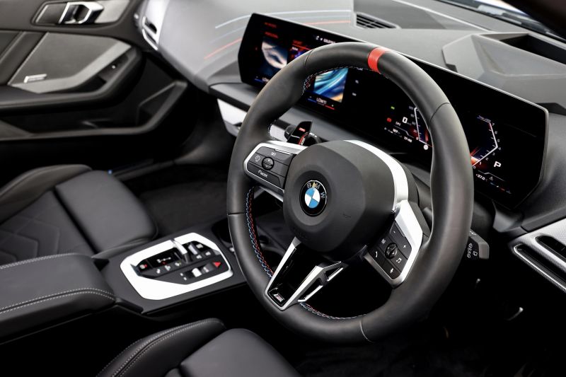 2025 BMW M135 xDrive