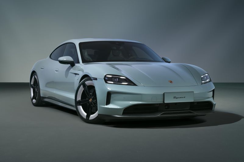 2025 Porsche Taycan lineup expands with new-look 4, GTS EVs