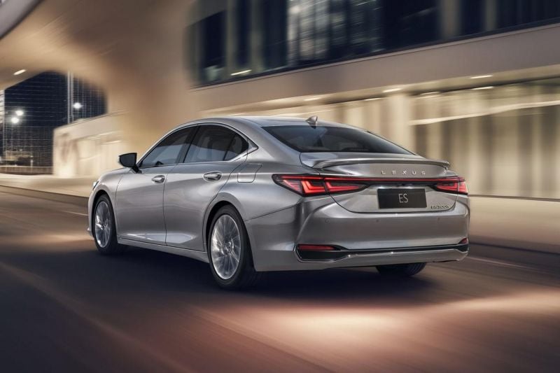 2025 Lexus ES facelift revealed in China