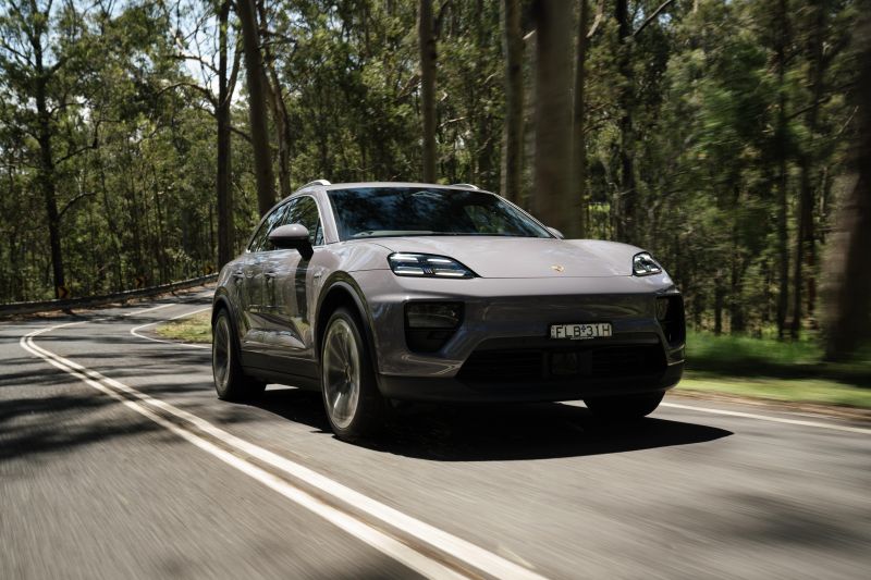 2025 Porsche Macan