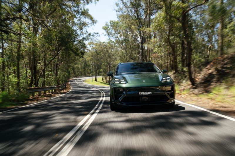 2025 Porsche Macan