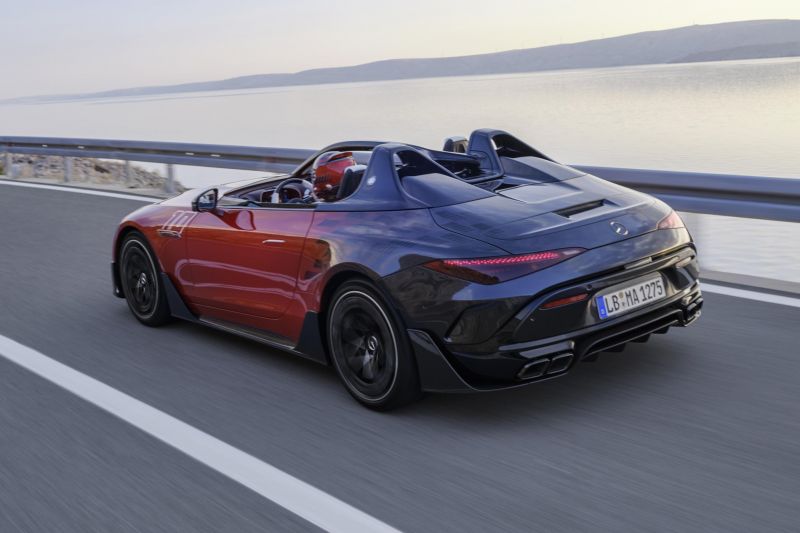 Mercedes-AMG SL goes topless in new motorsport-bred PureSpeed roadster