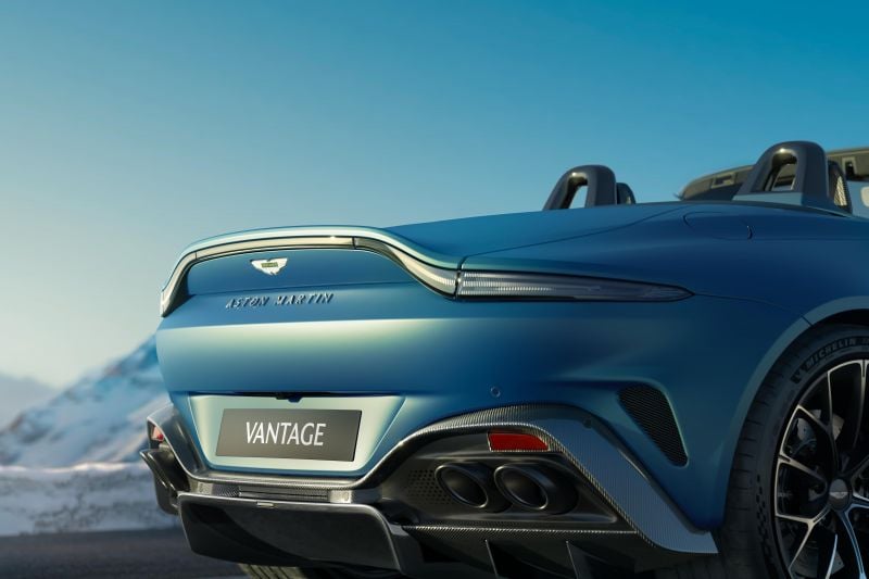 2025 Aston Martin Vantage Roadster powers up for open-air thrills