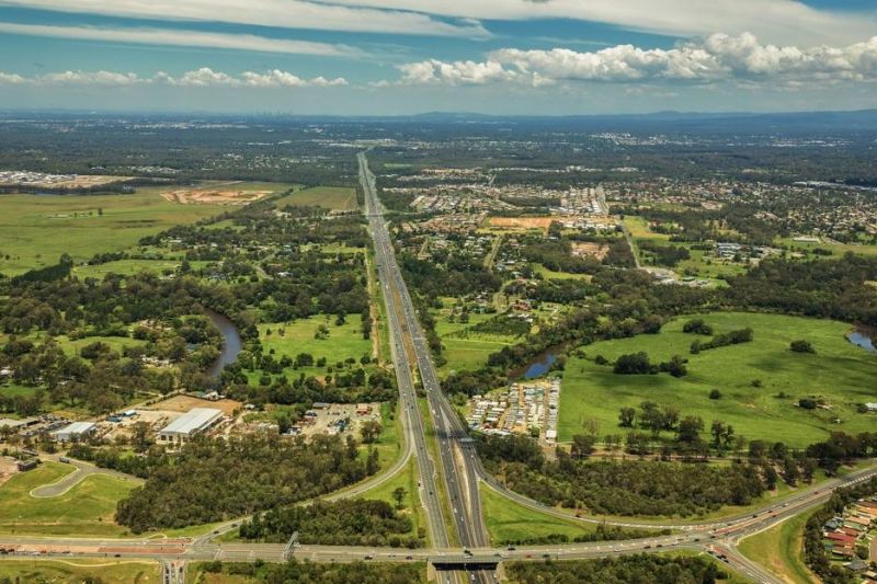 Australian Government commits to fixing "dangerous" highway as election looms