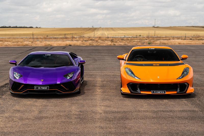 Lamborghini Aventador Ultimae vs Ferrari 812 Competizione drag race