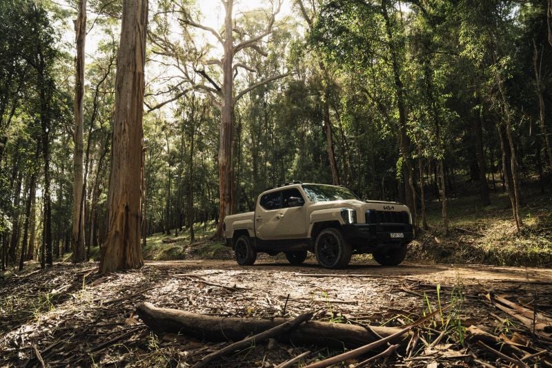 2025 Kia Tasman: Prototype off-road drive
