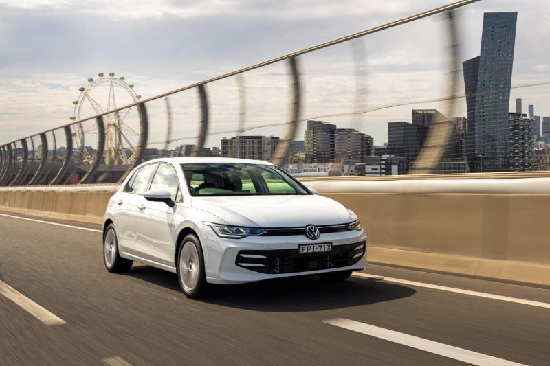 2025 Volkswagen Golf Style