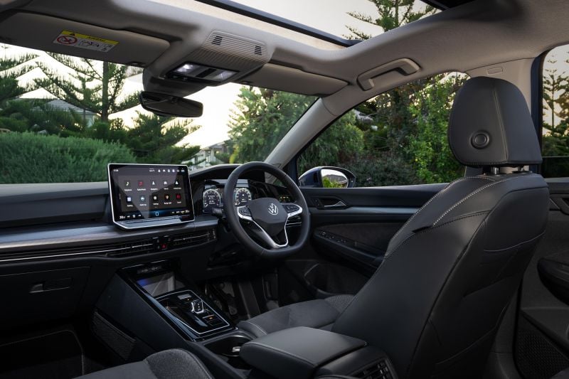 2025 Volkswagen Golf Style