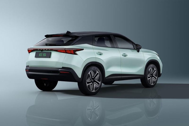 2025 Chery E5 price and specs