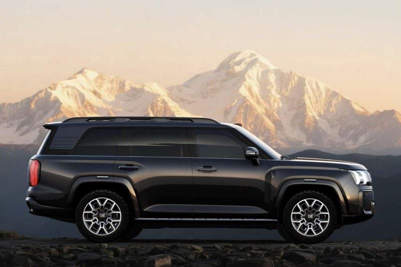Chery debuts big new tri-motor hybrid SUV to rival Toyota Prado