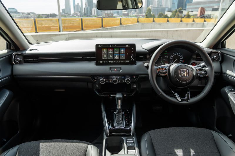 2025 Honda HR-V e:HEV X: Long term introduction