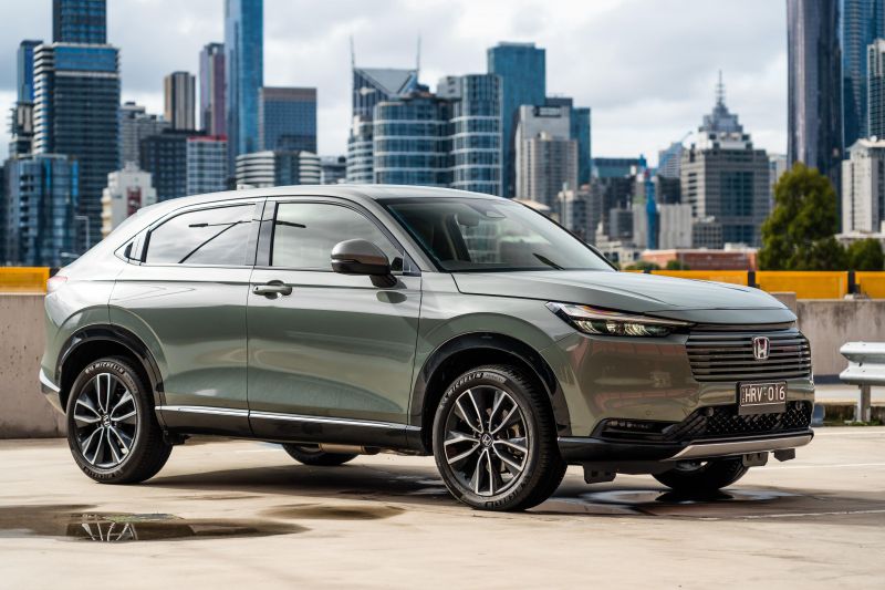 2025 Honda HR-V e:HEV X: Long term introduction