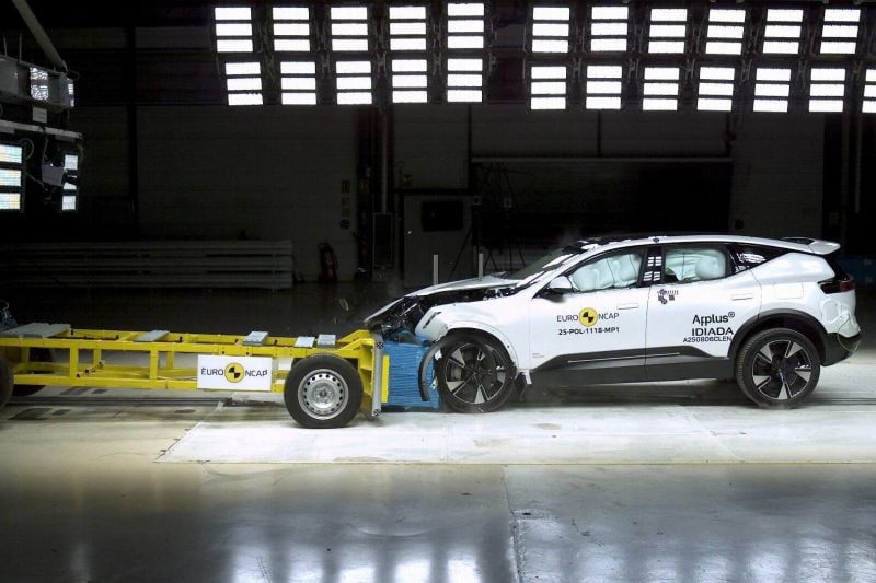 2025 Polestar 3