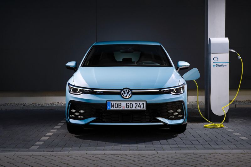 Volkswagen Golf: PHEV power no closer to Australia