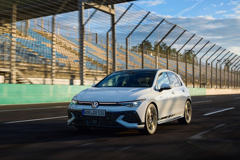 Volkswagen mulling hardcore Golf GTI for Australia