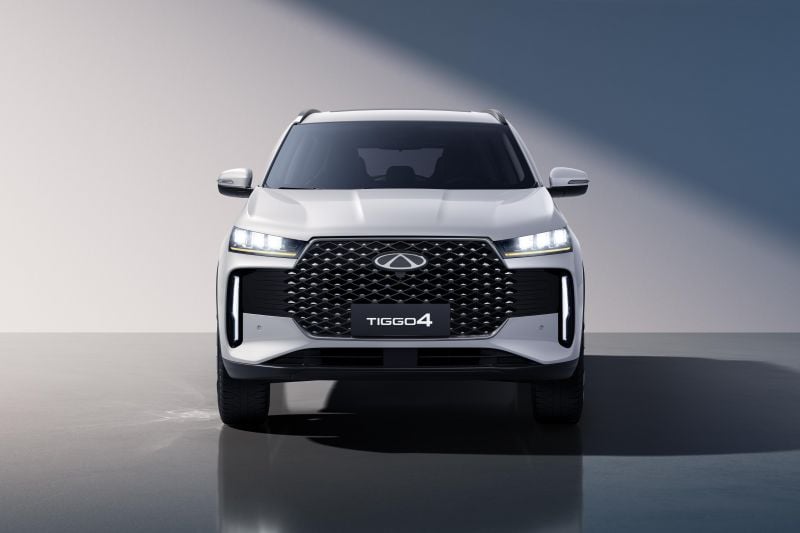 2025 Mahindra XUV 3X0 vs Chery Tiggo 4: Spec battle