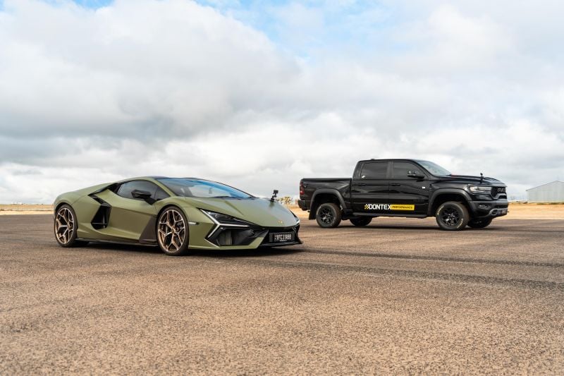 1200hp Ram TRX vs Lamborghini Revuelto drag race