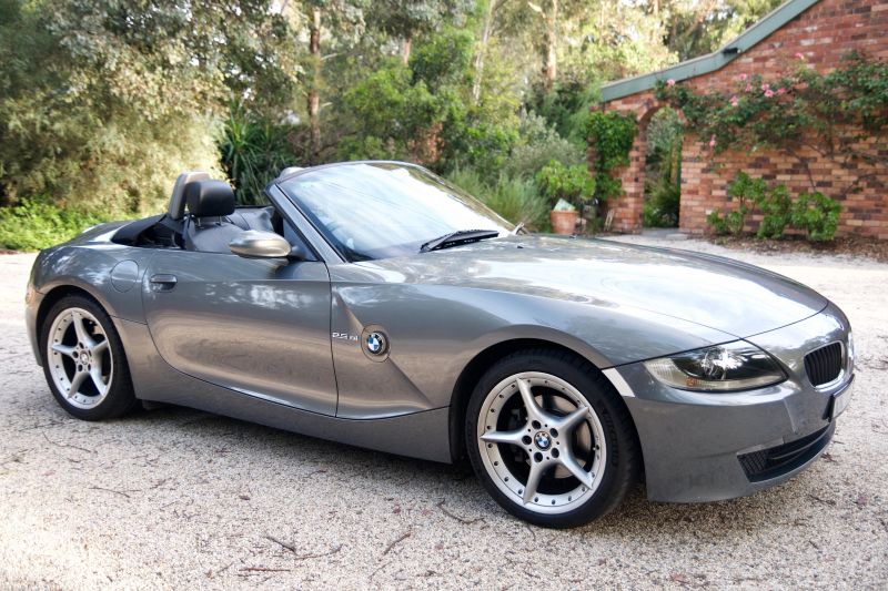 2007 BMW Z4 2.5si