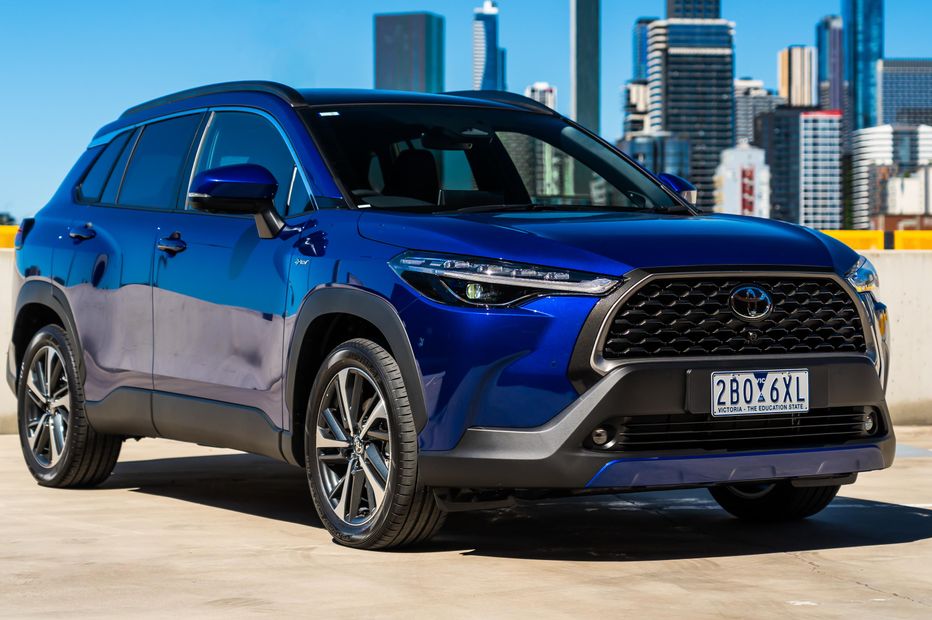 Hyundai Kona vs Toyota Corolla Cross Comparison | CarExpert