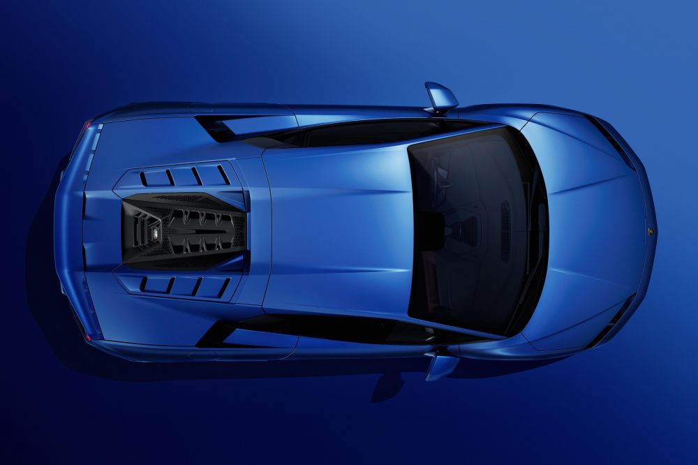Lamborghini commits to combustion power “as long as possible”