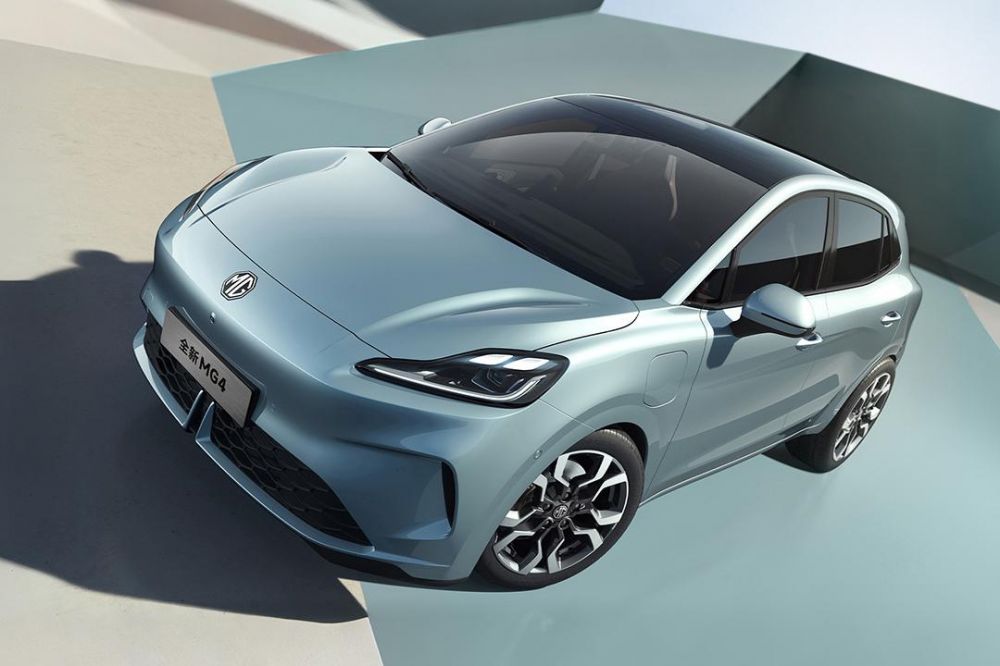 2026 MG 4 detailed: Softer front-wheel drive hatch to get semi-solid-state battery