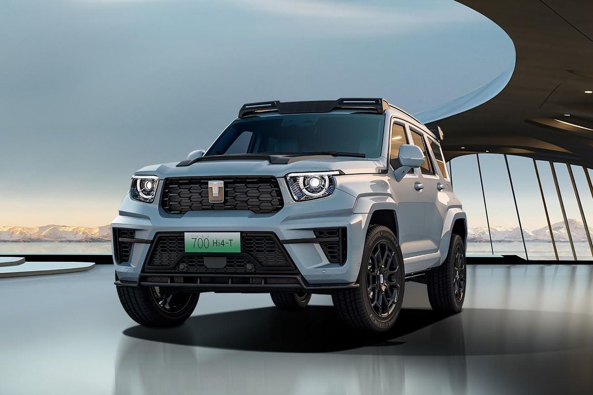 GWM Tank 700 revealed as wild-looking plug-in hybrid LandCruiser