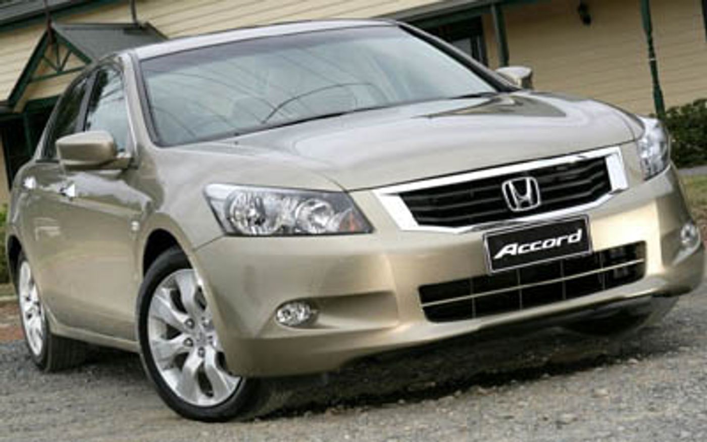 Hero image of a new Honda Accord VTi (2010) price & specs available with CarExpert deals.