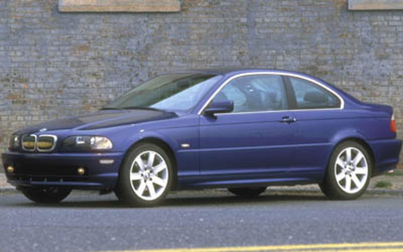 Hero image of a new BMW 3 Series Base (2002) price & specs available with CarExpert deals.