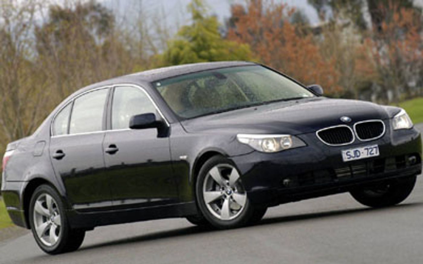 Hero image of a new BMW 5 Series Base (2004) price & specs available with CarExpert deals.