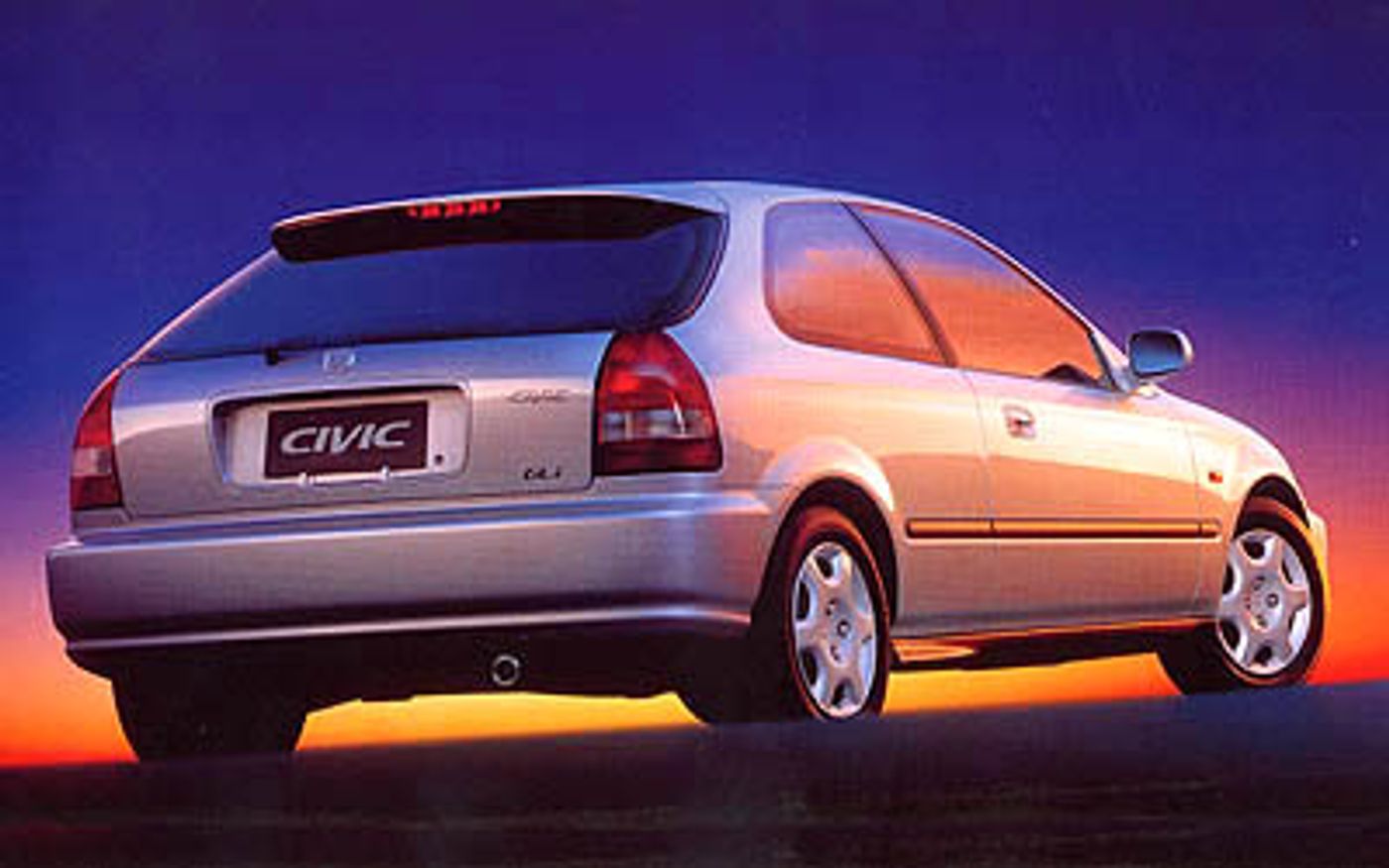 Hero image of a new Honda Civic GLi (2000) price & specs available with CarExpert deals.