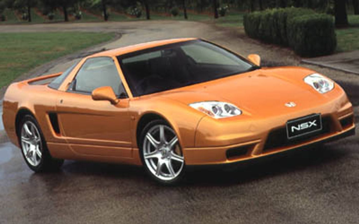 Hero image of a new Honda NSX Base (2005) price & specs available with CarExpert deals.