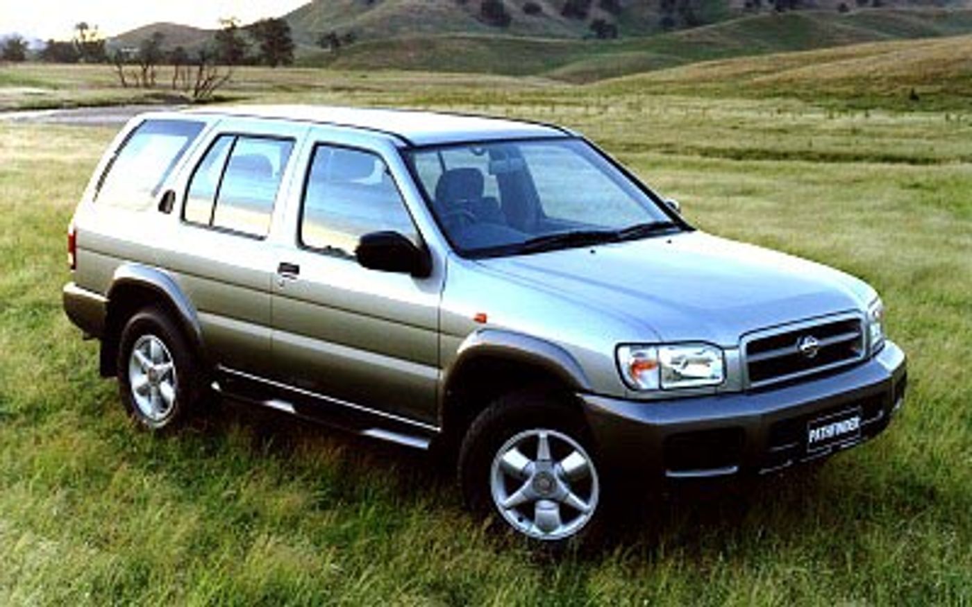 Hero image of a new Nissan Pathfinder ST (1999) price & specs available with CarExpert deals.