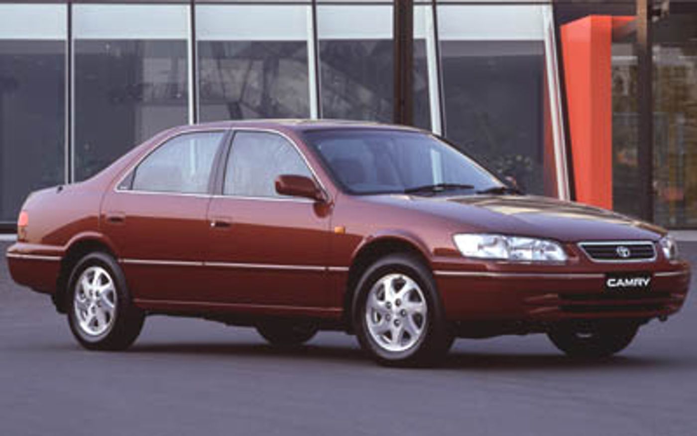 Hero image of a new Toyota Camry CSX (2002) price & specs available with CarExpert deals.