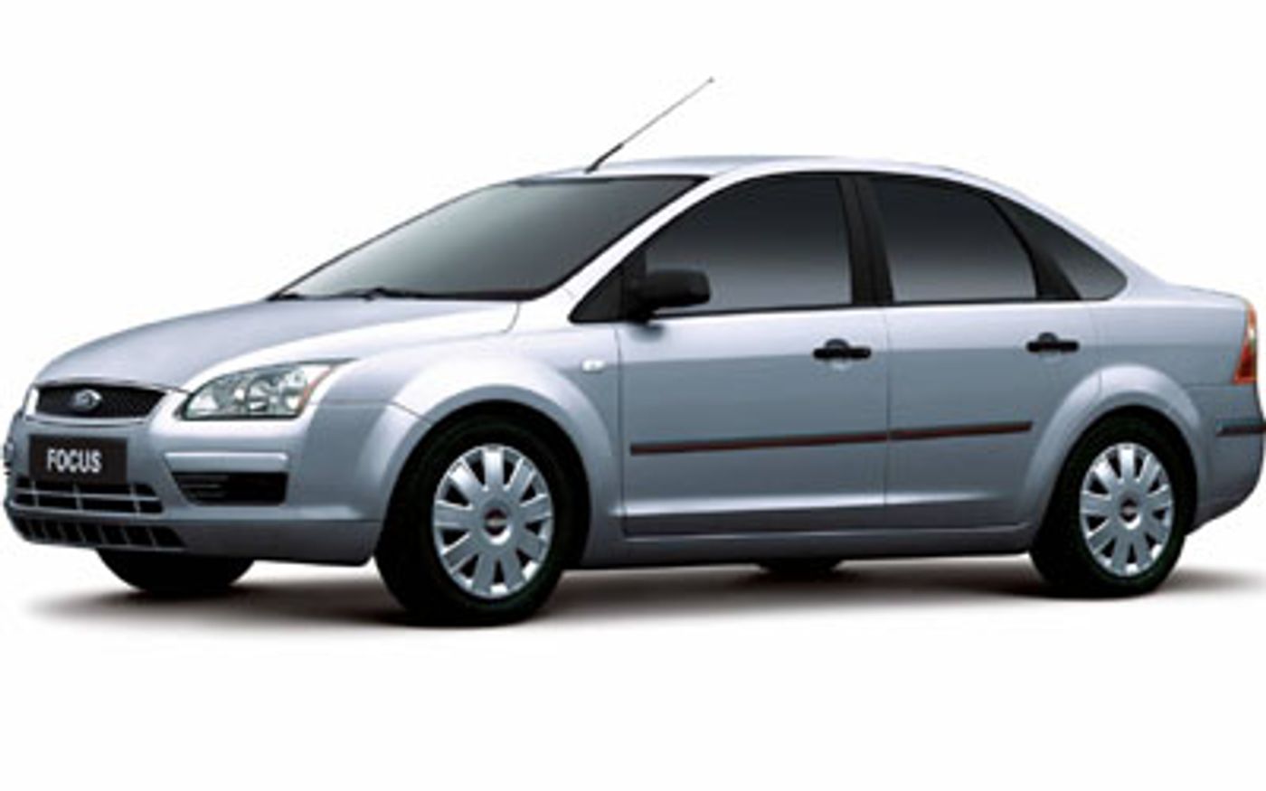 Hero image of a new Ford Focus CL (2005) price & specs available with CarExpert deals.