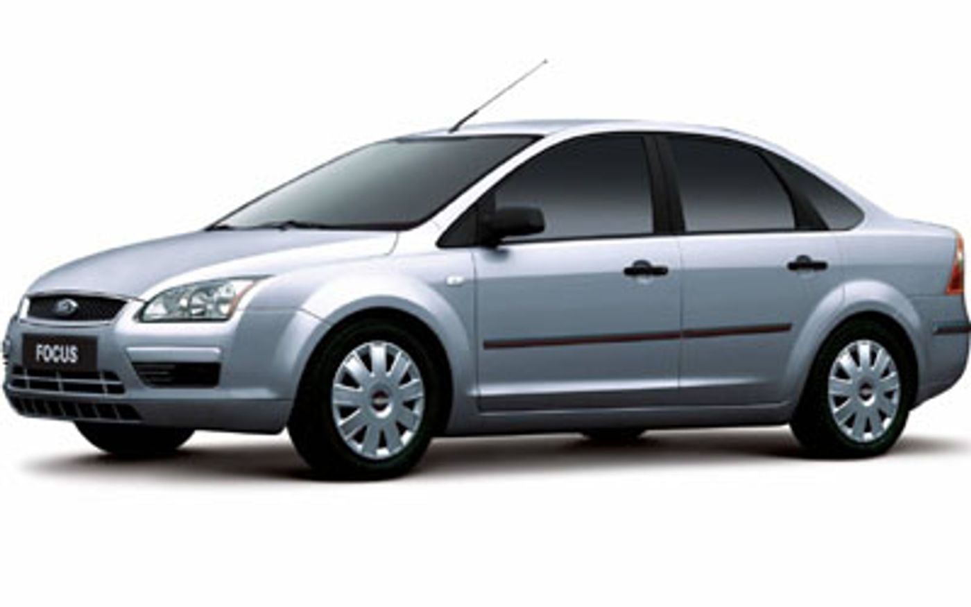 Hero image of a new Ford Focus CL (2005) price & specs available with CarExpert deals.
