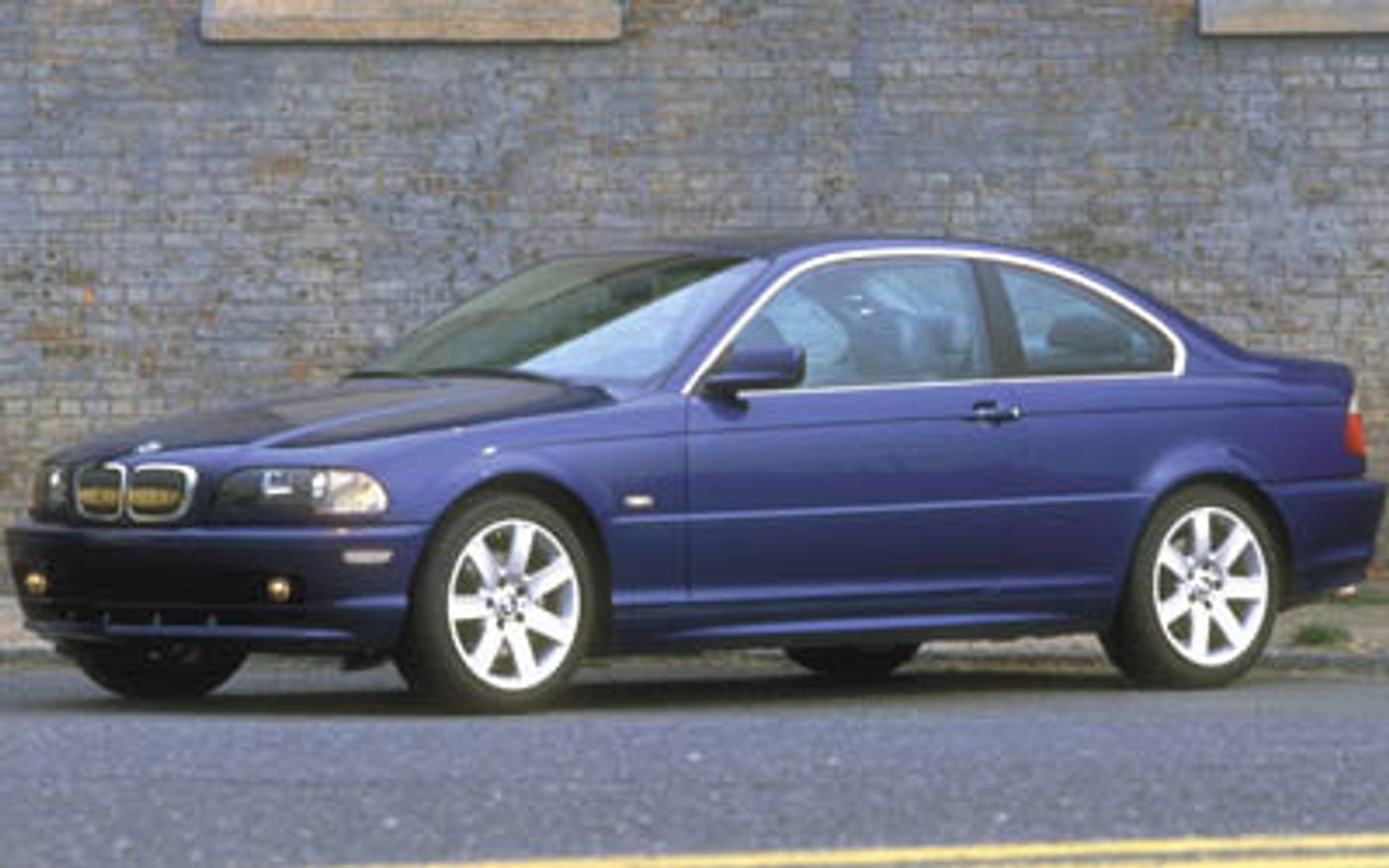 Hero image of a new BMW 3 Series Base (2002) price & specs available with CarExpert deals.