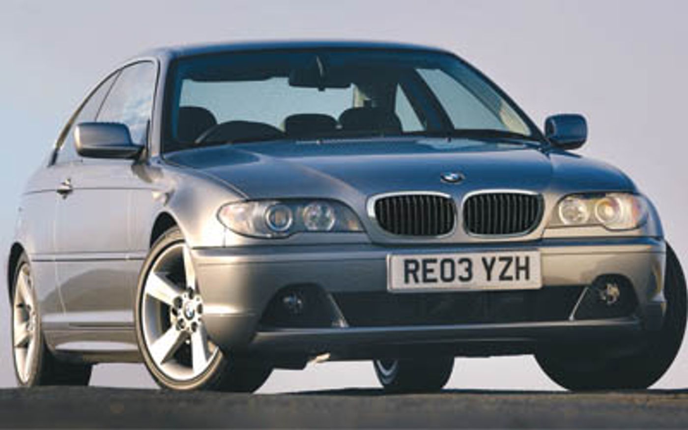 Hero image of a new BMW 3 Series Base (2004) price & specs available with CarExpert deals.